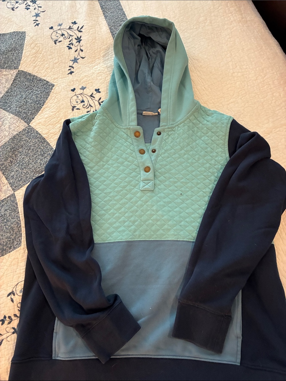 L.L. Bean Quilted Hooded Pullover in Mint, Navy & Slate